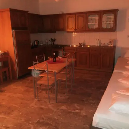 Hidden Paradise 公寓式酒店